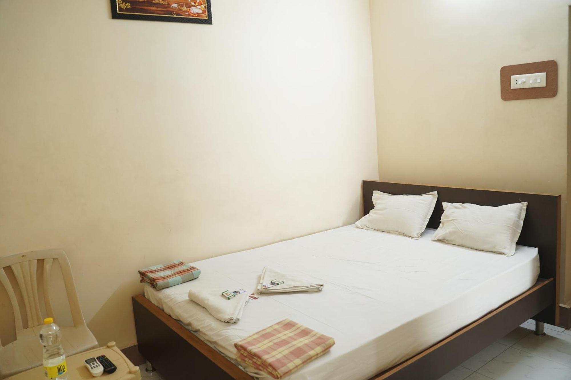 Sowmya Lodge Tiruchirappalli Eksteriør bilde